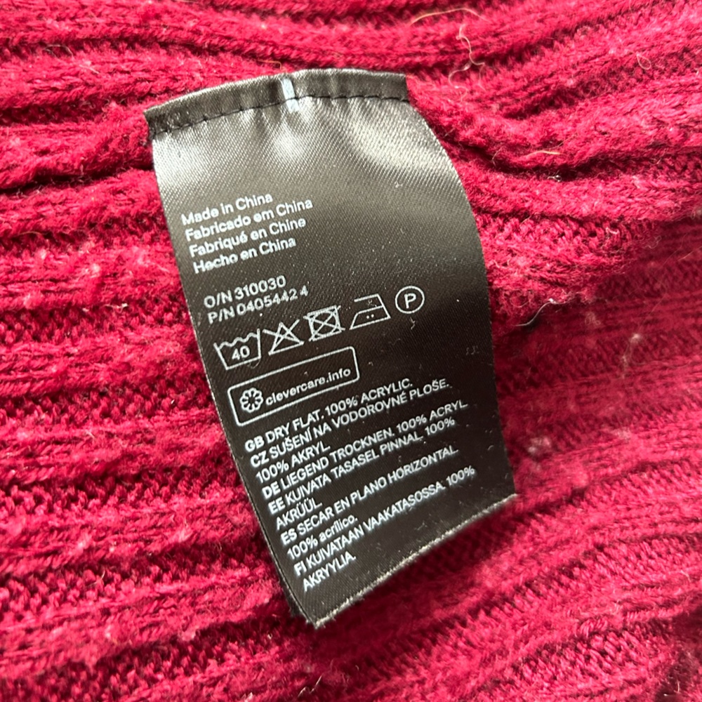 H&M Burgundy Mock Neck Ribbed Knit Sweater - Picture 5 of 6